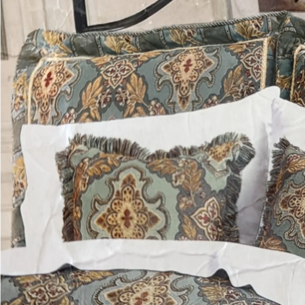 Cherish the Luxury Set of2 Decorative Twisted Rope Trim Pillows Shams Queen Size